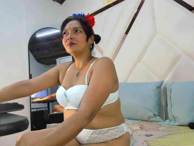 Modelo: ValeriaGil