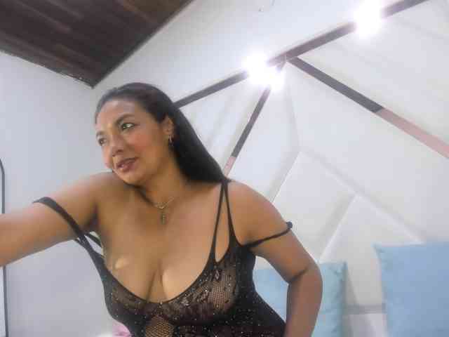 ValeriaGil webcam
