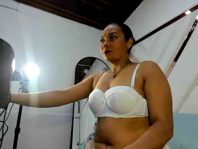 ValeriaGil webcam