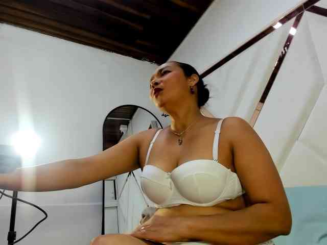 ValeriaGil webcam