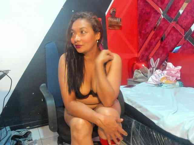 ValeriaGil webcam