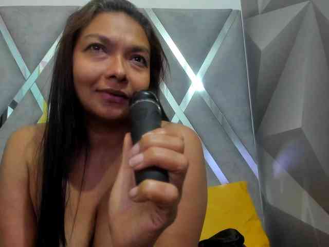 Modelo: ValeriaGil