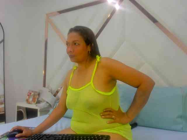ValeriaGil webcam