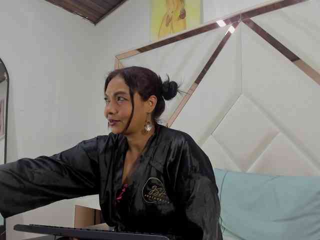 ValeriaGil webcam