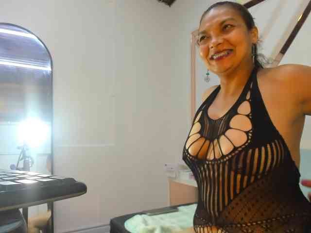 ValeriaGil webcam
