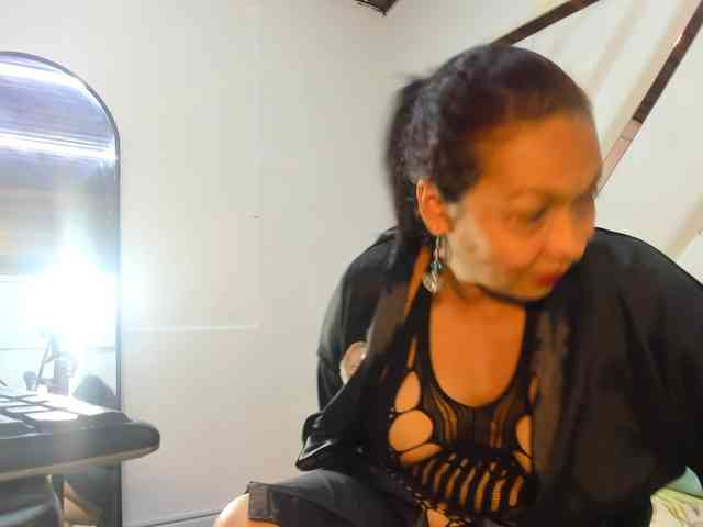 ValeriaGil webcam