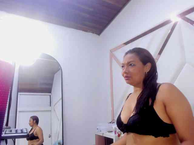 ValeriaGil webcam