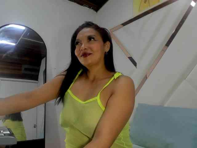 Modelo: ValeriaGil