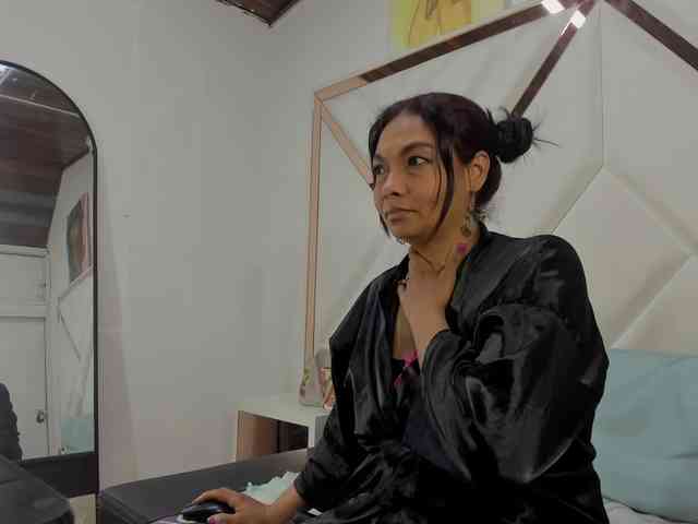ValeriaGil webcam