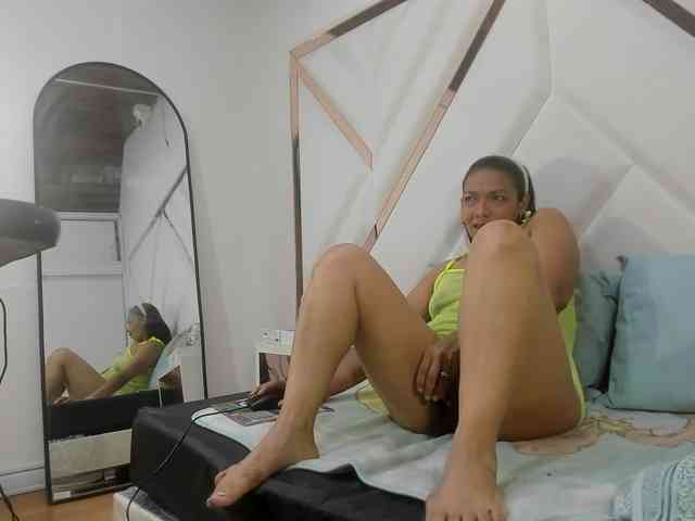 ValeriaGil Sex Cam Show