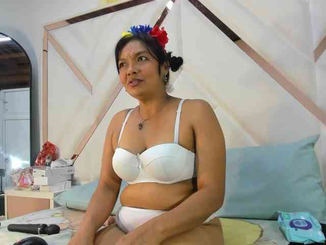 ValeriaGil webcam