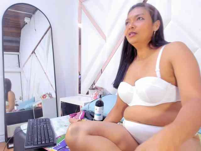 Modelo: ValeriaGil
