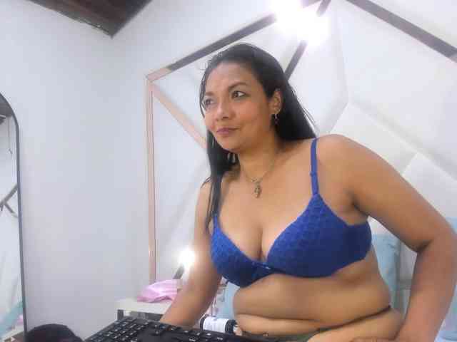 ValeriaGil webcam