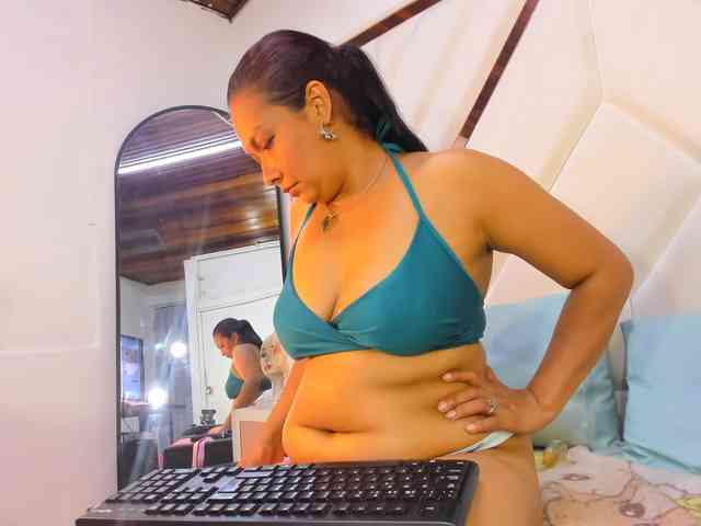 ValeriaGil webcam