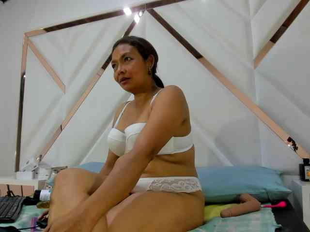 ValeriaGil webcam