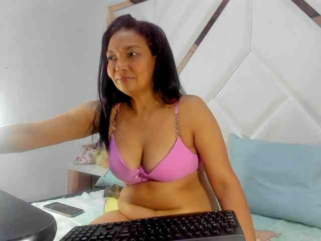 ValeriaGil webcam