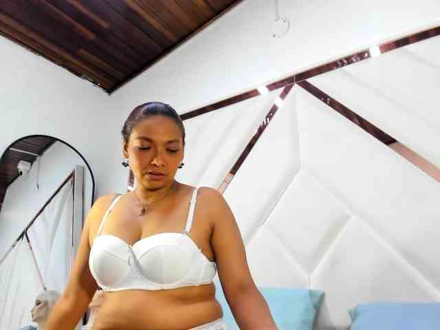 Modelo: ValeriaGil