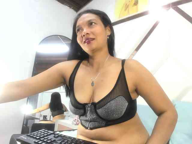 ValeriaGil webcam