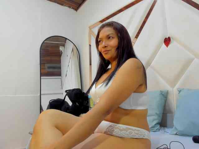 ValeriaGil webcam