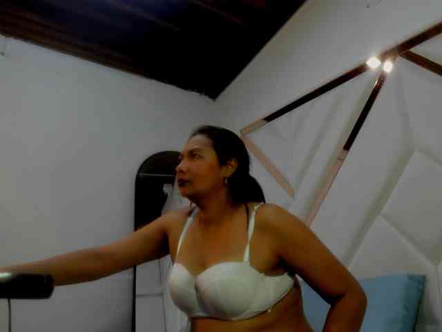ValeriaGil webcam