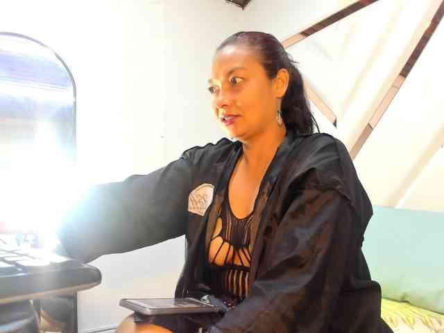 ValeriaGil Live Webcam on BongaCams