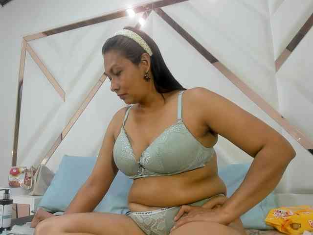 ValeriaGil webcam