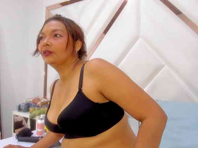 ValeriaGil webcam