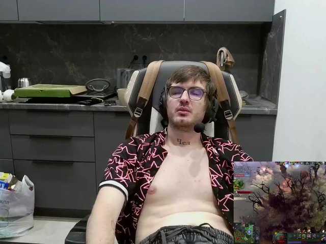 0tricksteR1