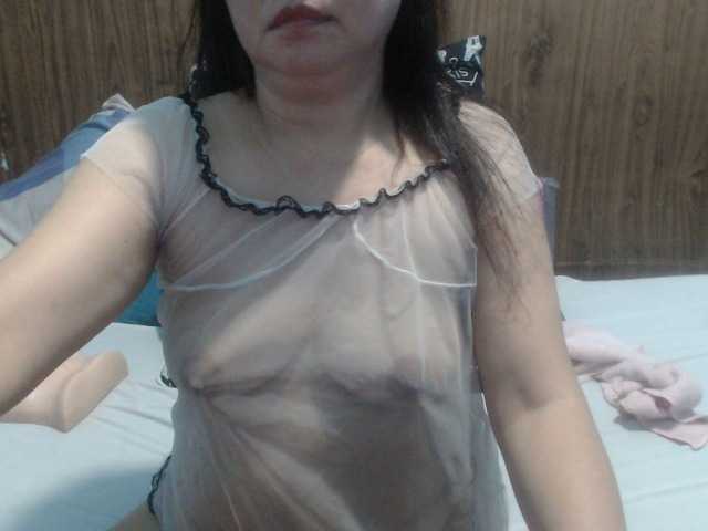 stacieiris live cam on BongaCams