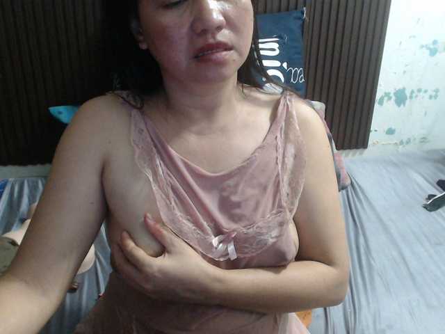 stacieiris live cam on BongaCams