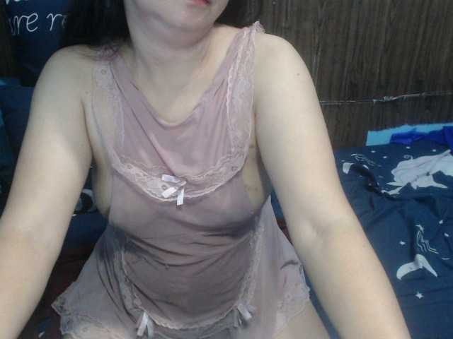 stacieiris live cam on BongaCams