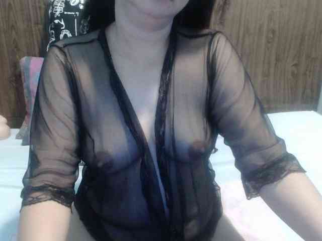 stacieiris webcam