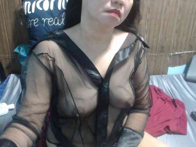 stacieiris webcam