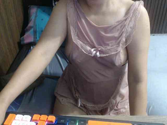 stacieiris webcam
