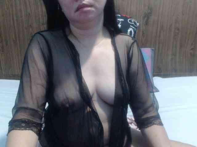 stacieiris webcam