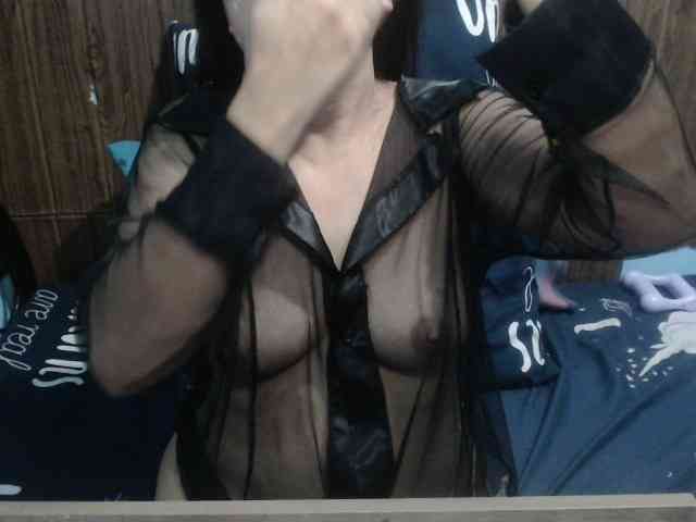 stacieiris webcam