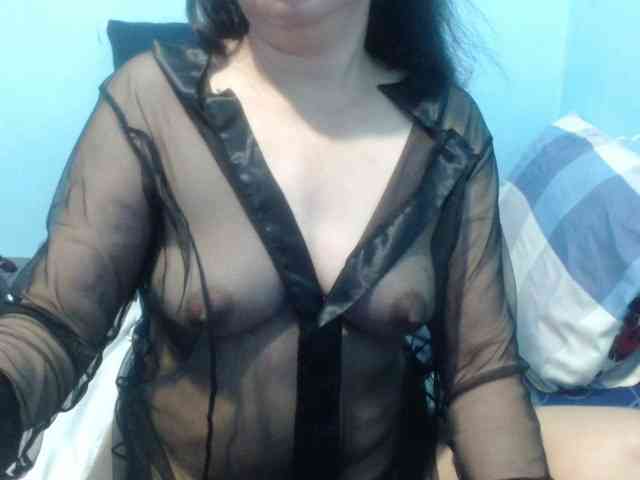 stacieiris webcam
