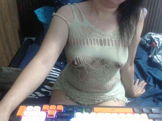 stacieiris webcam