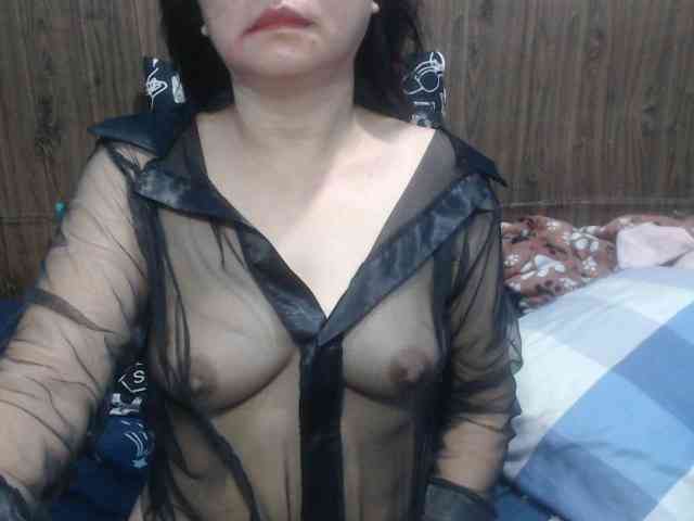 stacieiris webcam