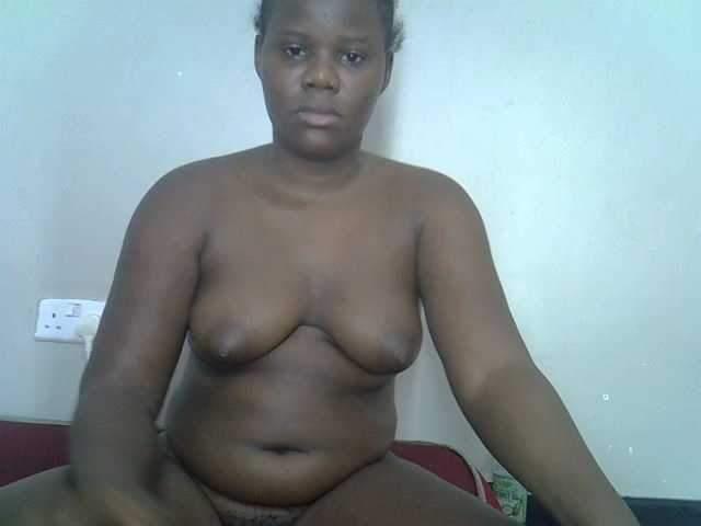 Smilingpussy's BongaCams show and profile