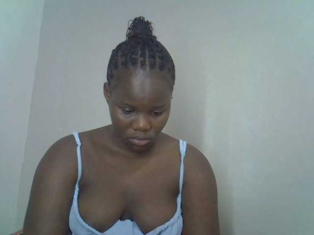 Smilingpussy's BongaCams show and profile