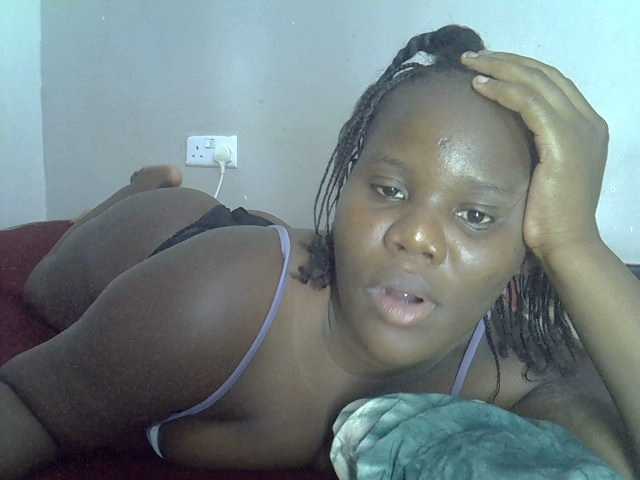 Smilingpussy's BongaCams show and profile