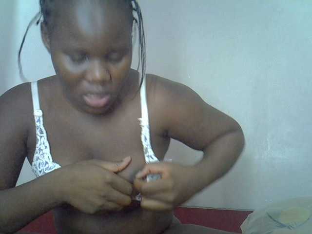 Smilingpussy's BongaCams show and profile