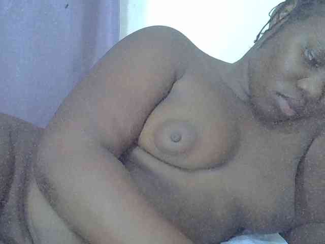 Smilingpussy webcam