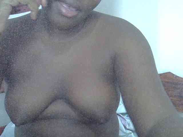 Smilingpussy webcam