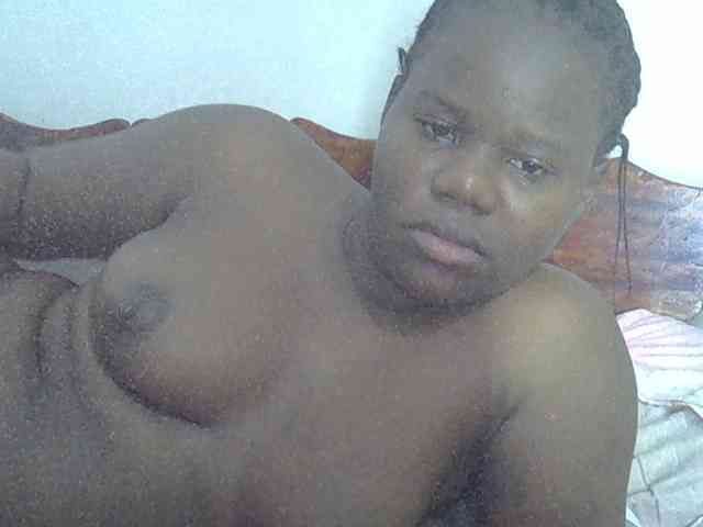Smilingpussy webcam