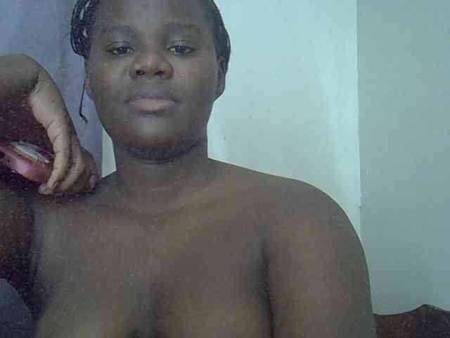Smilingpussy webcam