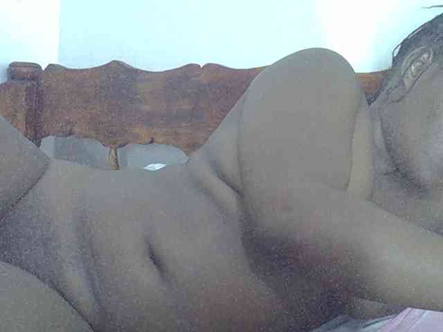 Smilingpussy webcam