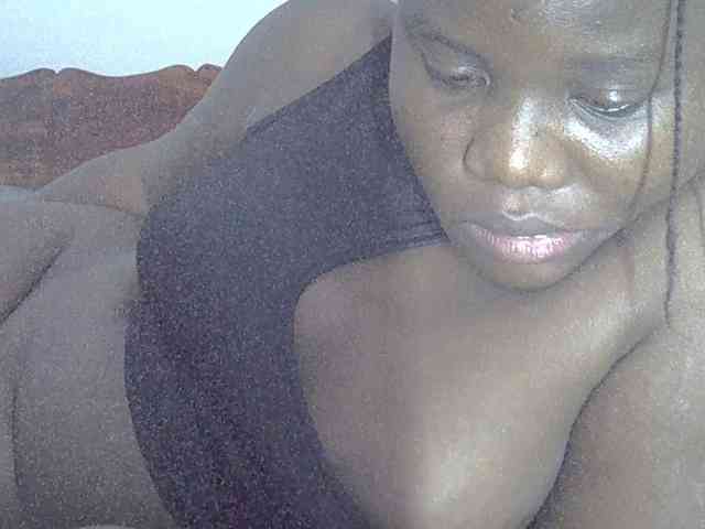 Smilingpussy webcam