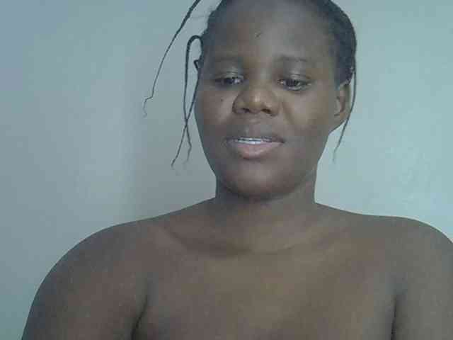 Smilingpussy webcam